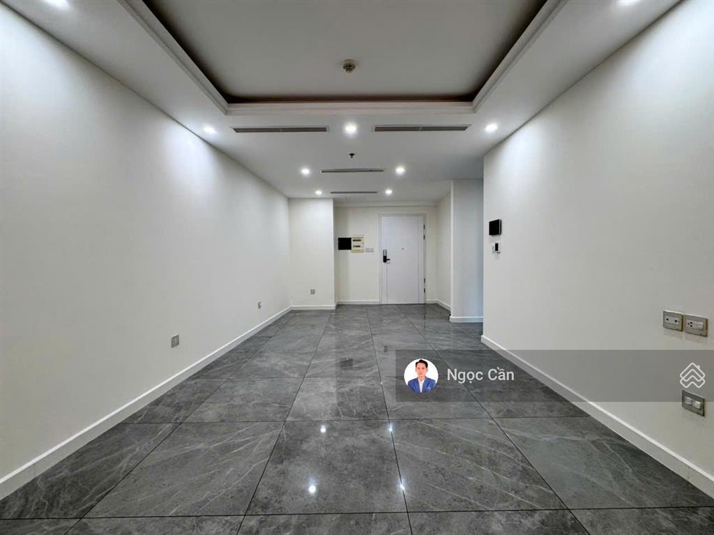 Căn hộ 2pn116m2giá chỉ 16tr/thview sông mát mẻ tại noble crystal riverside