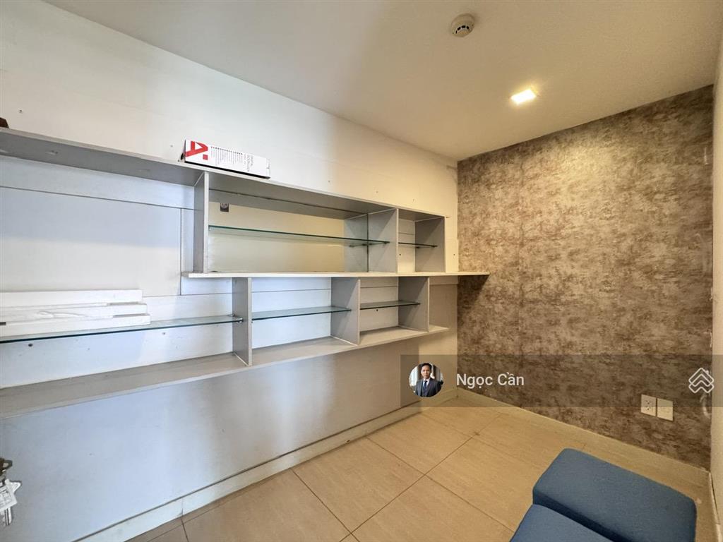 Cho thuê căn hộ 2pn+1kho 123mfullgiá 16tr/th vào ở ngay tại noble crystal riverside q7