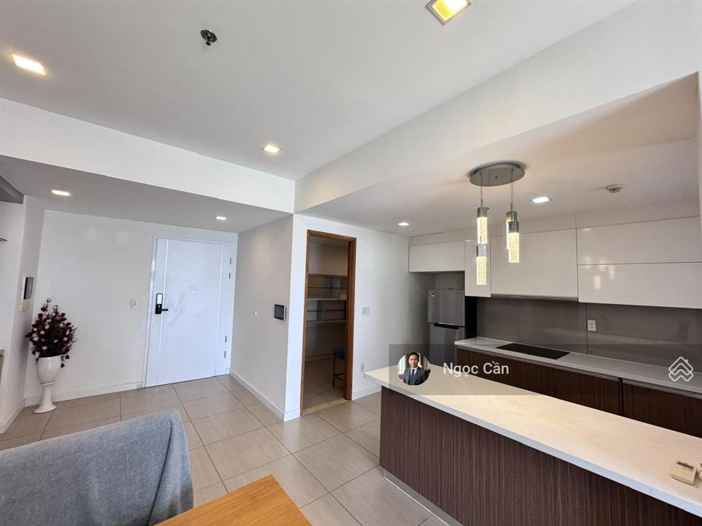 Cho thuê căn hộ 2pn+1kho 123mfullgiá 16tr/th vào ở ngay tại noble crystal riverside q7