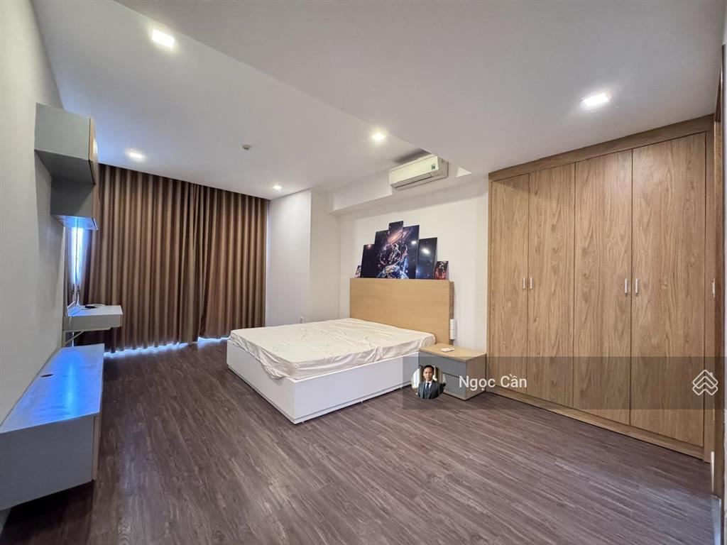 Cho thuê căn hộ 2pn+1kho 123mfullgiá 16tr/th vào ở ngay tại noble crystal riverside q7