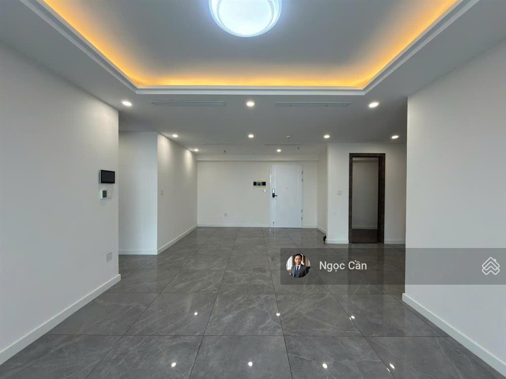 Cho thuê căn hộ 2pn+1 kho, 138m², giá tốt 17tr/th, miễn phí quản lí, đặc biệt view trọn pháo bông