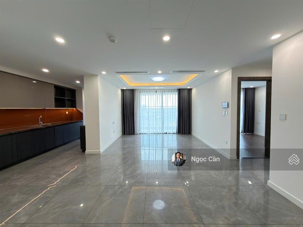 Cho thuê căn hộ 2pn+1 kho, 138m², giá tốt 17tr/th, miễn phí quản lí, đặc biệt view trọn pháo bông