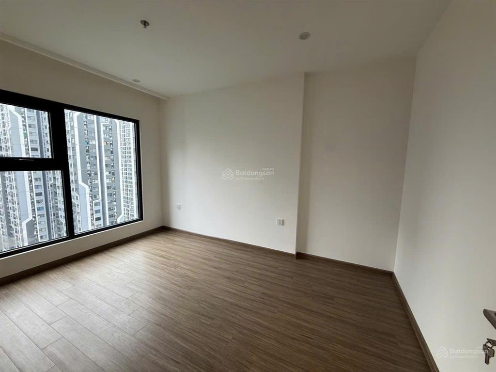 Chủ nợ ngân hàng lên cắt lỗ căn hộ gs3  2pn 54m2 ,full nội thất , sẵn sổ hỗ trợ bank  chỉ 85tr/m2