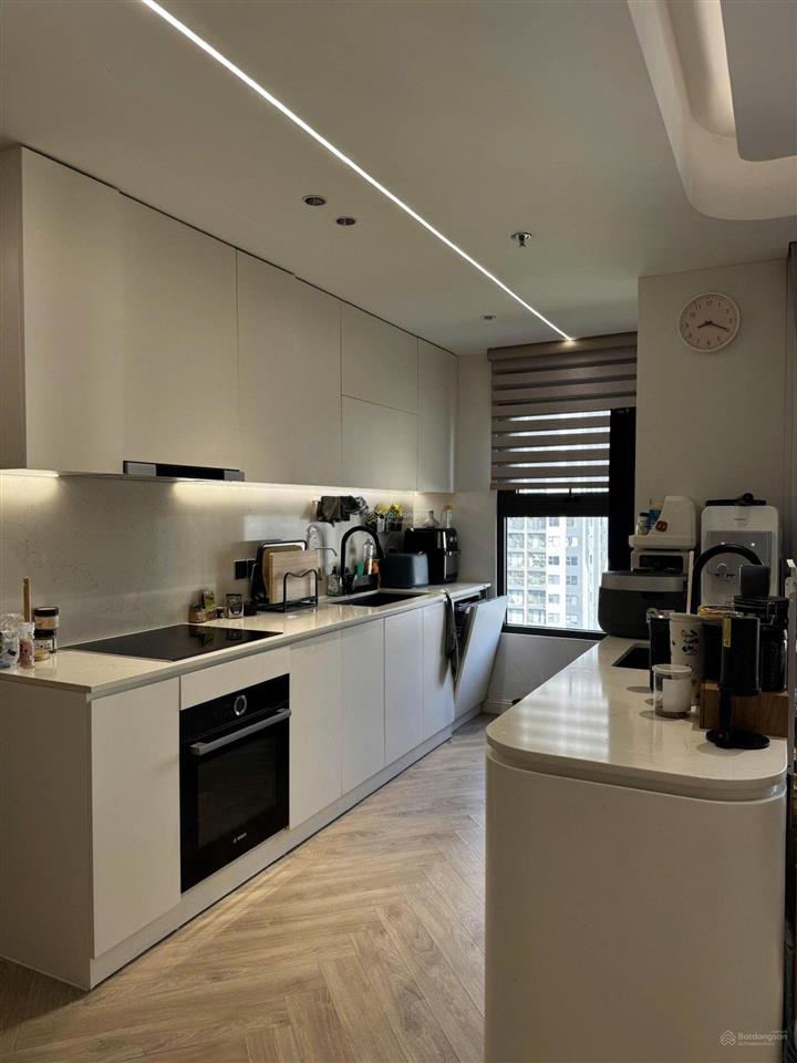 Bán căn 3 ngủ 81m2 sa5  chỉ 5,2 tỷ. ban công đn, view bể bơi 4 mùa, sẵn sổ, hỗ trợ bank