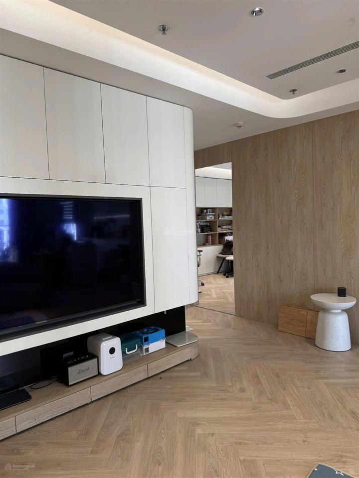 Bán căn 3 ngủ 81m2 sa5  chỉ 5,2 tỷ. ban công đn, view bể bơi 4 mùa, sẵn sổ, hỗ trợ bank