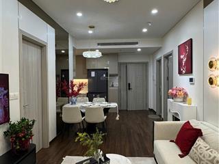 Giá tốt !căn 2 ngủ 64m2 khu gs chỉ 4tỷ ,full nội thất ( gỗ an cường) +điện tử , sẵn sổ .