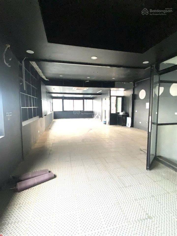 Bán nhà mặt phố ngụy như kon tum, 98 tỷ, 120m2, 9 tầng.