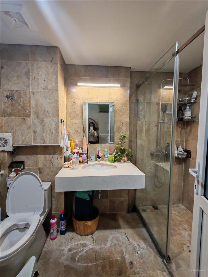 Bán gấp căn hộ 2pn, 2wc tại tố hữu, 4,9 tỷ, 70m2  hàng hiếm tại hot!