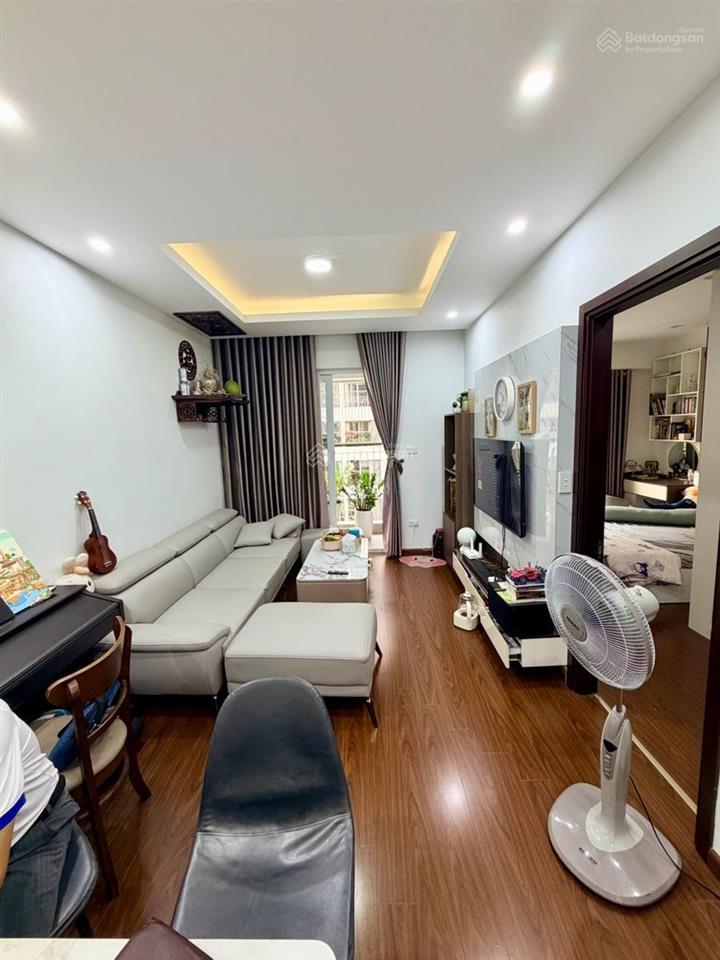 Bán gấp căn hộ chung cư 72m2 nguyễn tuân, 6,6 tỷ vnd