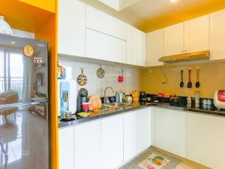 Bán chung cư đầy đủ nội thất 2 phòng ngủ 2 vệ sinh