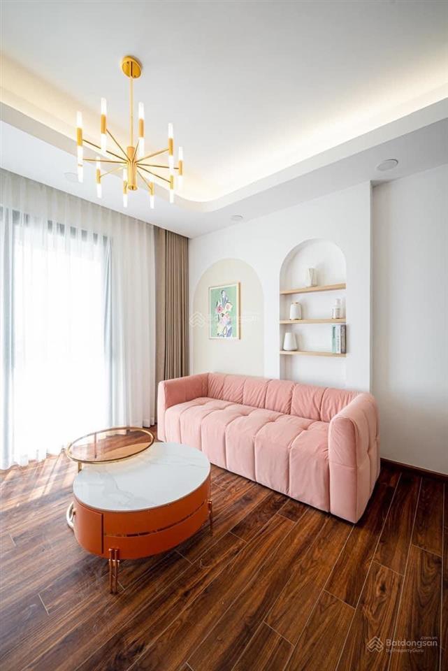 Bán chung cư đầy đủ nội thất quận trung tâm