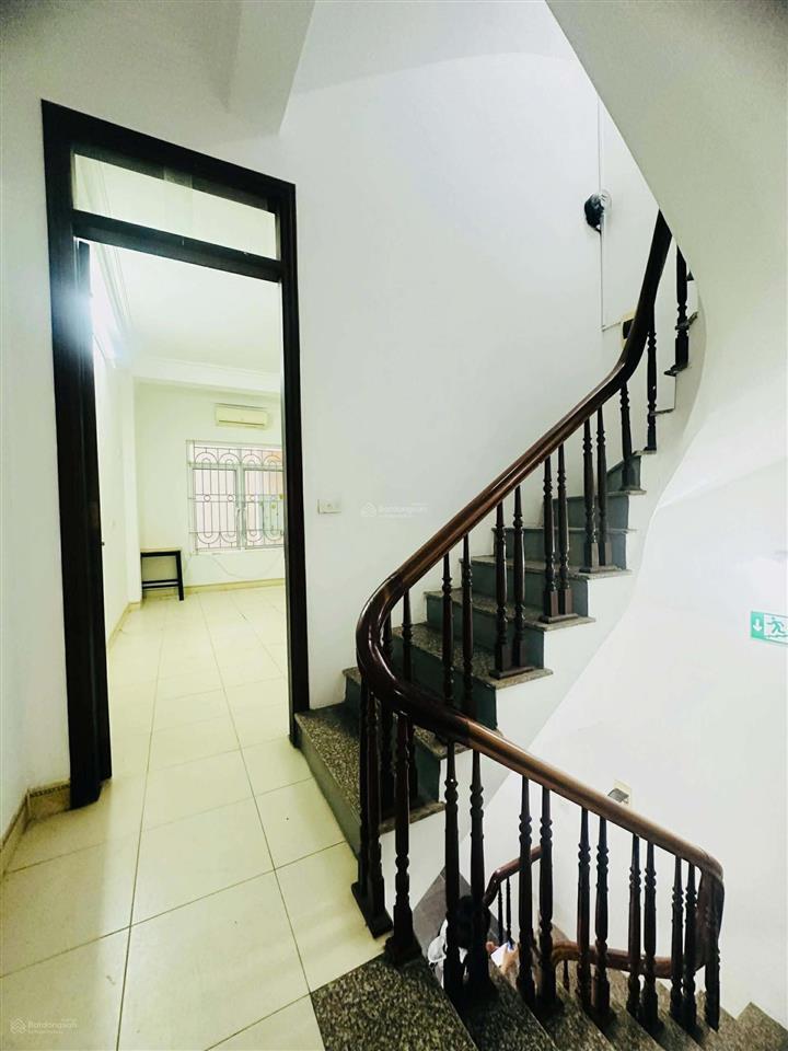 Bán nhà đông ngạc. dân xây 42m2. 3 tầng gần ô tô. trước nhà 2.5m không quy hoạch 6.9tỷ siêu hiếm