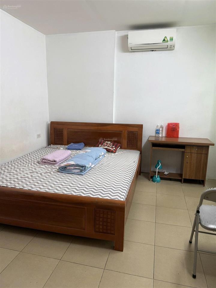 Chủ nhà bán căn góc. 70m², 2 ngủ, 2 wc, tầng trung đẹp. nội thất cơ bản. 4.58 tỷ, hướng nam mát