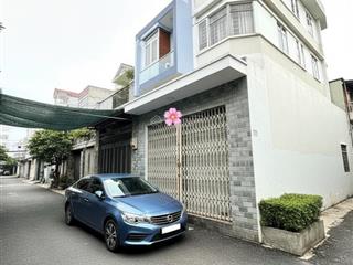 Bán gấp căn góc 122m2 có sẵn dòng tiền 30 triệu hàng tháng hẻm xe hơi