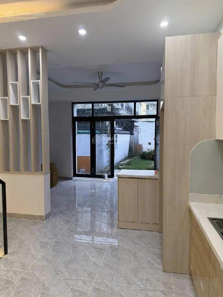 Bán nhà 3 tầng võ văn ngân  ngang 5m  kinh doanh đỉnh  sát chợ thủ đức