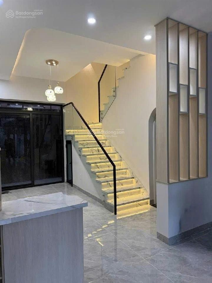 Bán nhà 3 tầng võ văn ngân  ngang 5m  kinh doanh đỉnh  sát chợ thủ đức