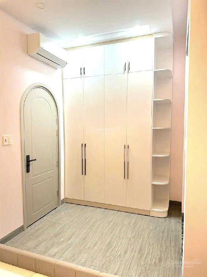 Bán nhà 3 tầng võ văn ngân  ngang 5m  kinh doanh đỉnh  sát chợ thủ đức