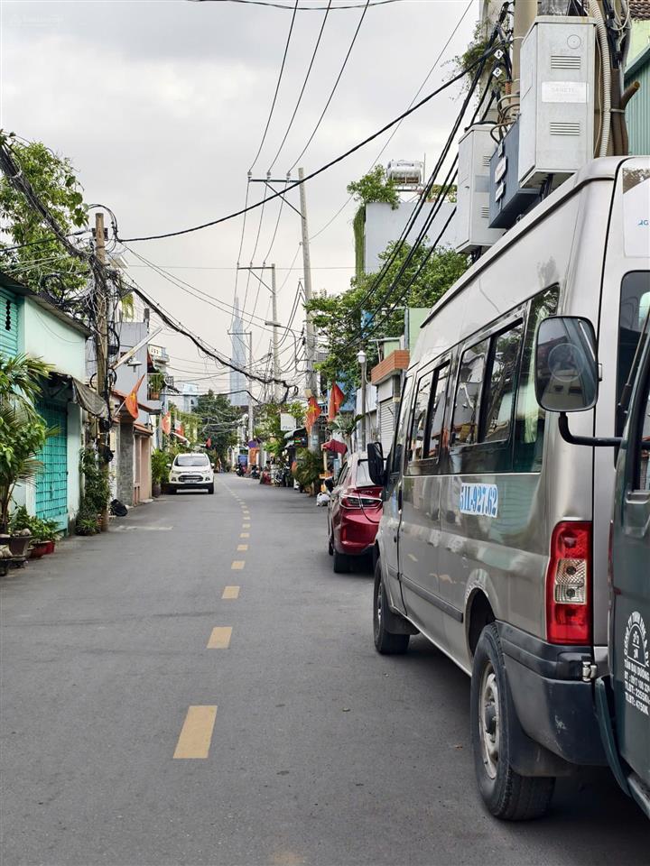 Ngộp bank bán gấp nhà đường số 16 hiệp bình chánh  48m2  cạnh gigamall  giá 4.8 tỷ