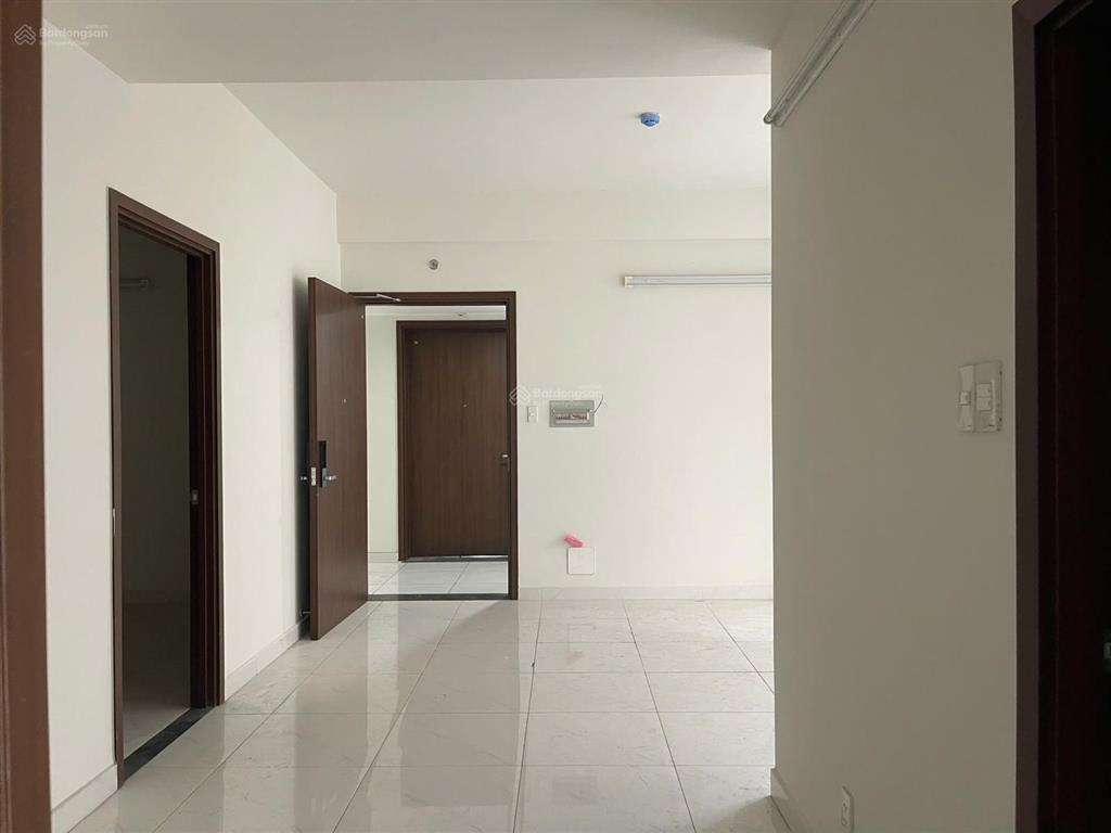 Bán gấp căn hộ 2pn 70m2 view nội khu cc green river q8