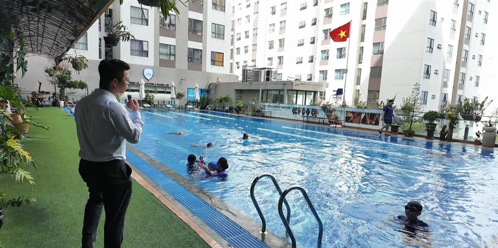 Bán căn 2pn view nội khu nhìn ra sông, cc green river q8