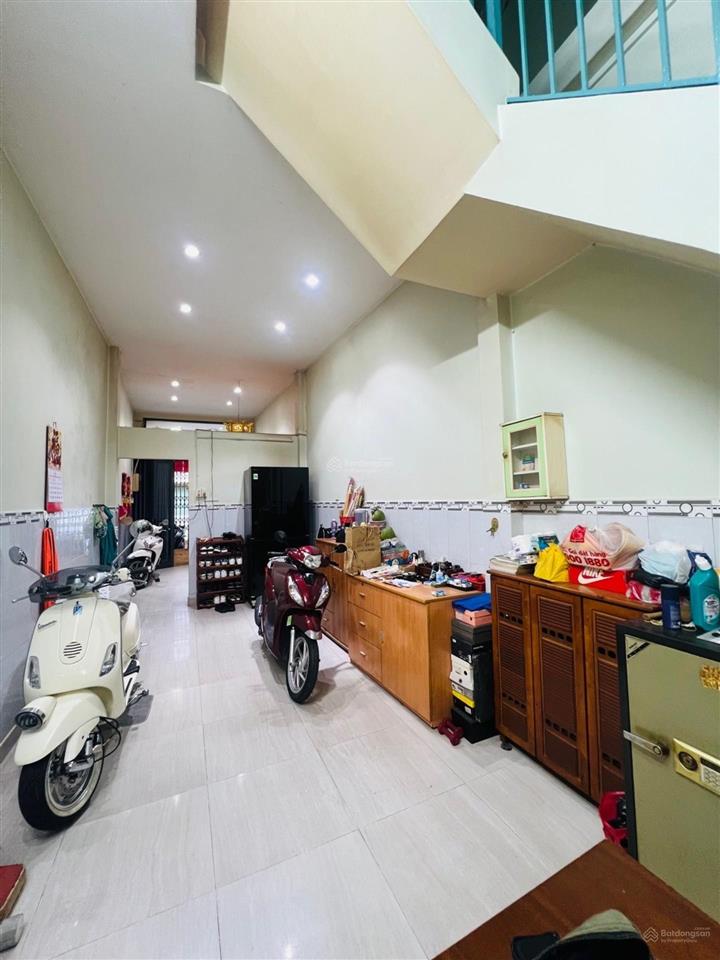 Bình thới  quận 11  3 tầng  btct  3pn  70.6m2  hẻm thông  giá 7.x tỷ tl