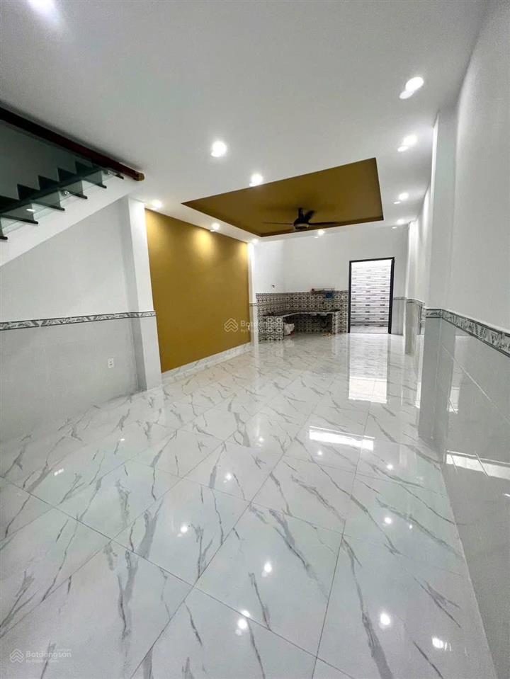 Nguyễn văn luông  quận 6  hẻm 4m thông  4 x 20.5  giá 7.9 tỷ tl