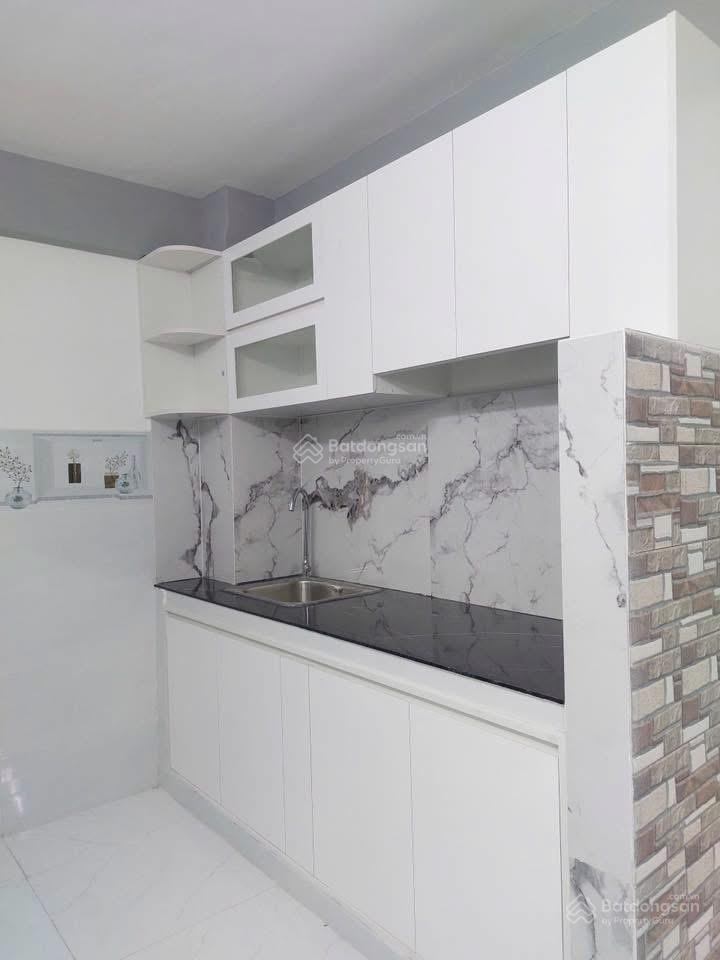 Thái phiên  quận 11  3.8 x 11.3  3 tầng  4pn  giá 7.1 tỷ tl