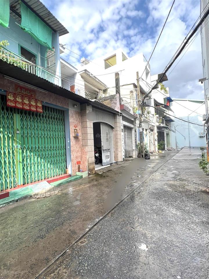 Vòng xoay lê đại hành, bình thới q11, 56m2, nở hậu ngang 5.6m, dài 15m, 3 tầng btct, 4pn