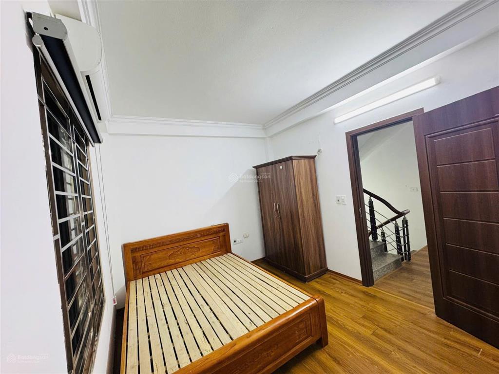 Bán nhà riêng tại ngõ 205, xuân đỉnh. dt 33m2, hàng hiếm tại khu ngoại giao đoàn.