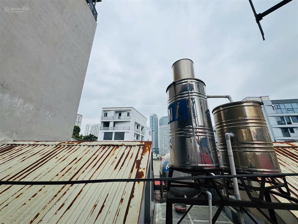 Bán nhà riêng tại ngõ 205, xuân đỉnh. dt 33m2, hàng hiếm tại khu ngoại giao đoàn.