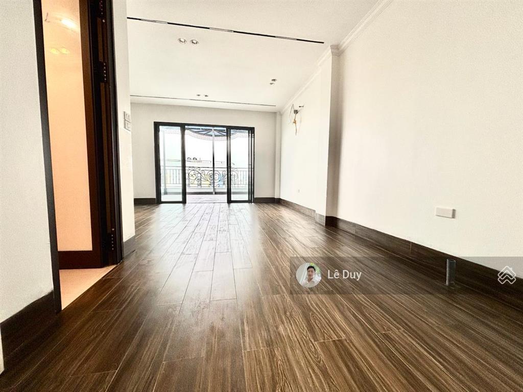 Bán nhà 8 tầng thang máy phố trường chinh, đống đa. gara ô tô kinh doanh. giá 26,5 tỷ