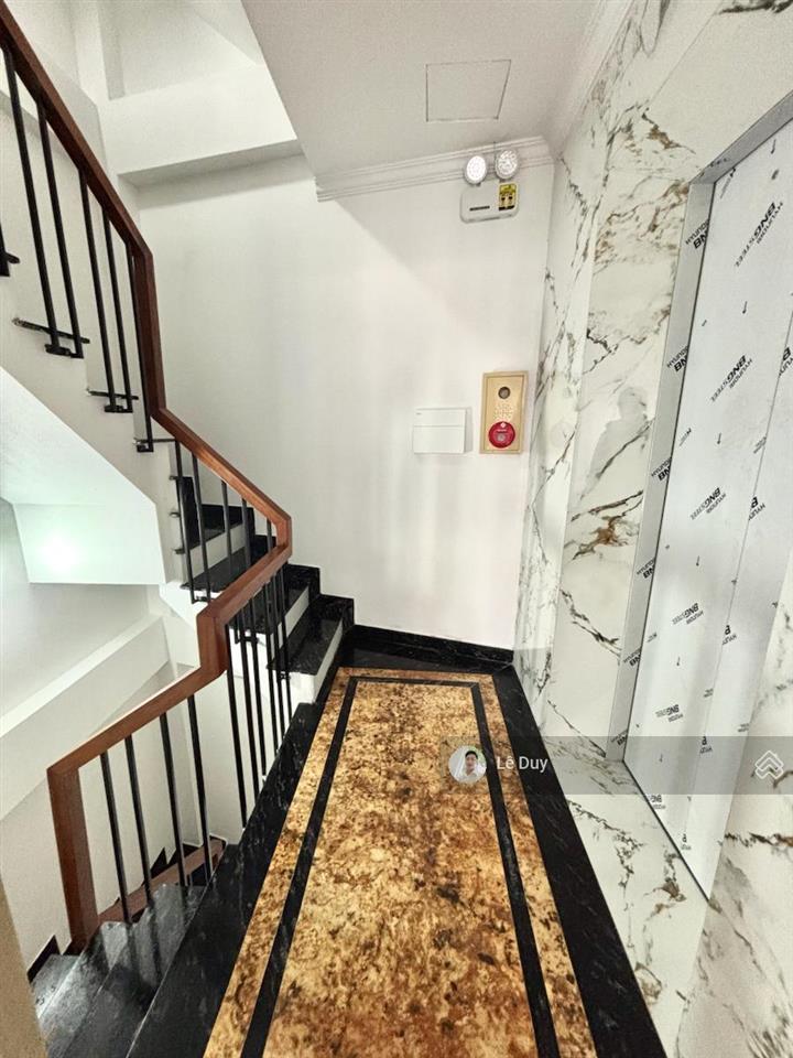 Bán nhà 8 tầng thang máy phố trường chinh, đống đa. gara ô tô kinh doanh. giá 26,5 tỷ