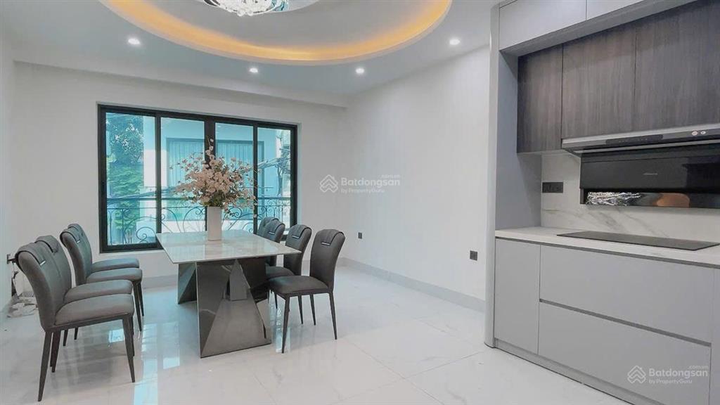 Bán nhà 52m2x6t thang máy, phố tôn đức thắng, q. đống đa. 15m ra mặt phố, full nội thất. giá 18.5ty