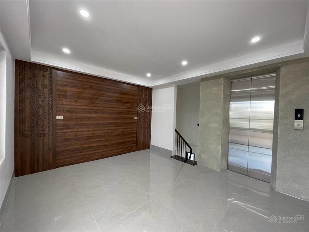 Bán nhà 5 tầng thang máy phố chùa bộc, 45m2, gần phố, kinh doanh online, full nội thất. q.đống đa.