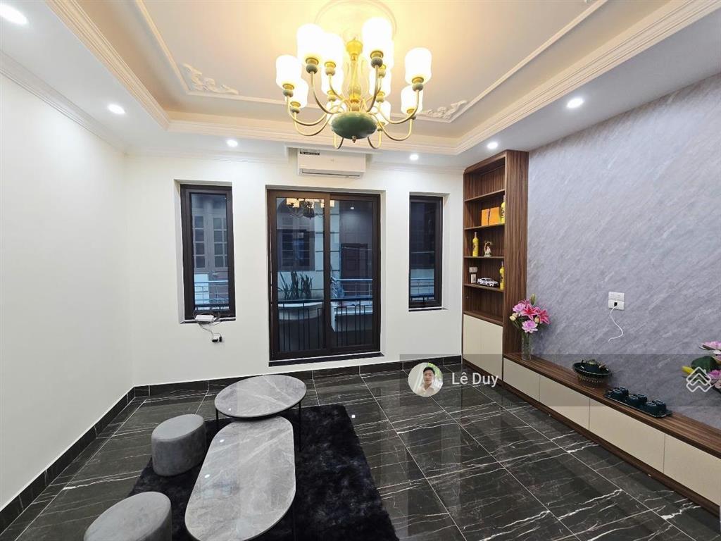 Bán nhà phố yên lãng,58m2x6t thang máy, ngõ thông,10m ra oto tránh, kinh doanh. q.đống đa. giá 20tỷ