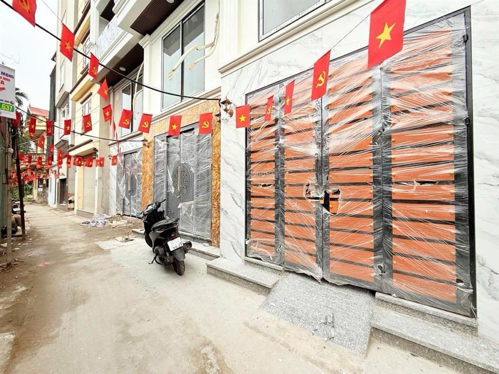 Bán toà ccmn phố yên lãng 58m2x5t thang máy. ngõ thông. 9p full nội thất. d/thu 45tr/tháng. đống đa