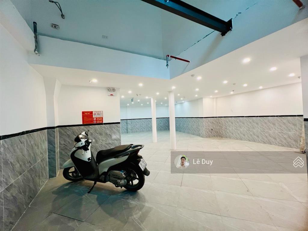 Bán toà ccmn phố hào nam 63m2x7t thang máy, 2thoáng, 20m ra ôtô 12p full nội thất. d/thu 70tr/tháng