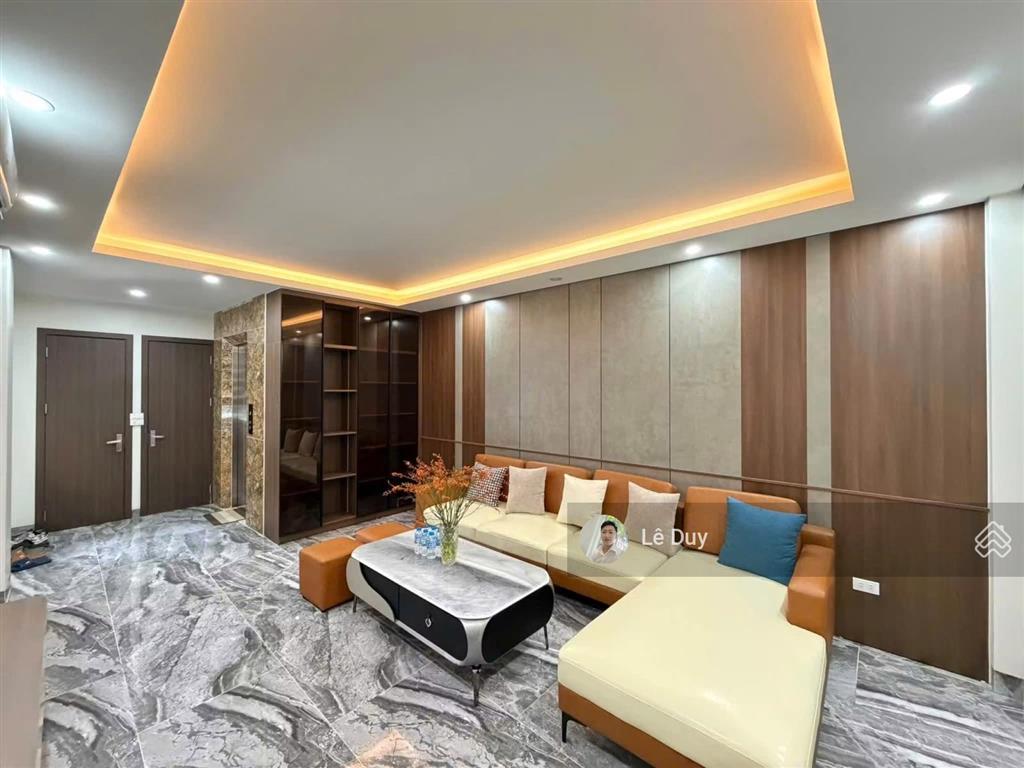 Bán nhà nguyễn chí thanh, đống đa. 50m2, 5 tầng thang máy, ngõ thông, full nội thất. giá 15,7 tỷ
