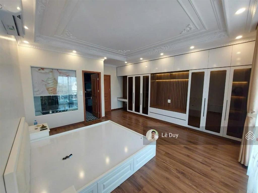 Bán nhà phố trường chinh, đống đa. 54m2, 8 tầng thang máy, gara oto, ngõ thông kinh doanh. 19,2 tỷ.