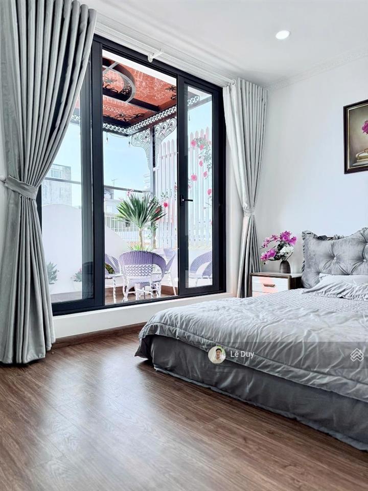 Bán nhà phố xã đàn, đống đa. 40m2, 6 tầng thang máy, mặt ngõ thông, gần phố, full nội thất. 14,5 tỷ