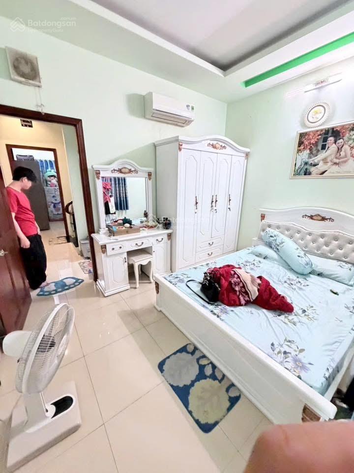 Bán nhà khu tên lửa, mt đường số 12, 4x10m, 3.5 tấm giá 7.25 tỷ giá tốt