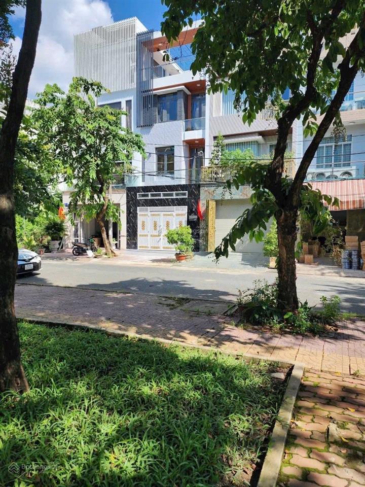 Bán nhà mt đường số 5b, 5 x 20m, 3.5 tấm, khu tên lửa gần aeon mall, giá 14.4 tỷ giá tốt