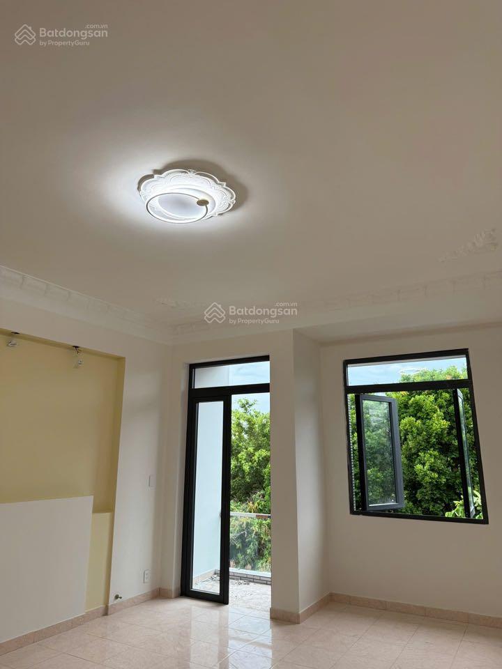 Bán nhà mt đường số 5b, 5 x 20m, 3.5 tấm, khu tên lửa gần aeon mall, giá 14.4 tỷ giá tốt