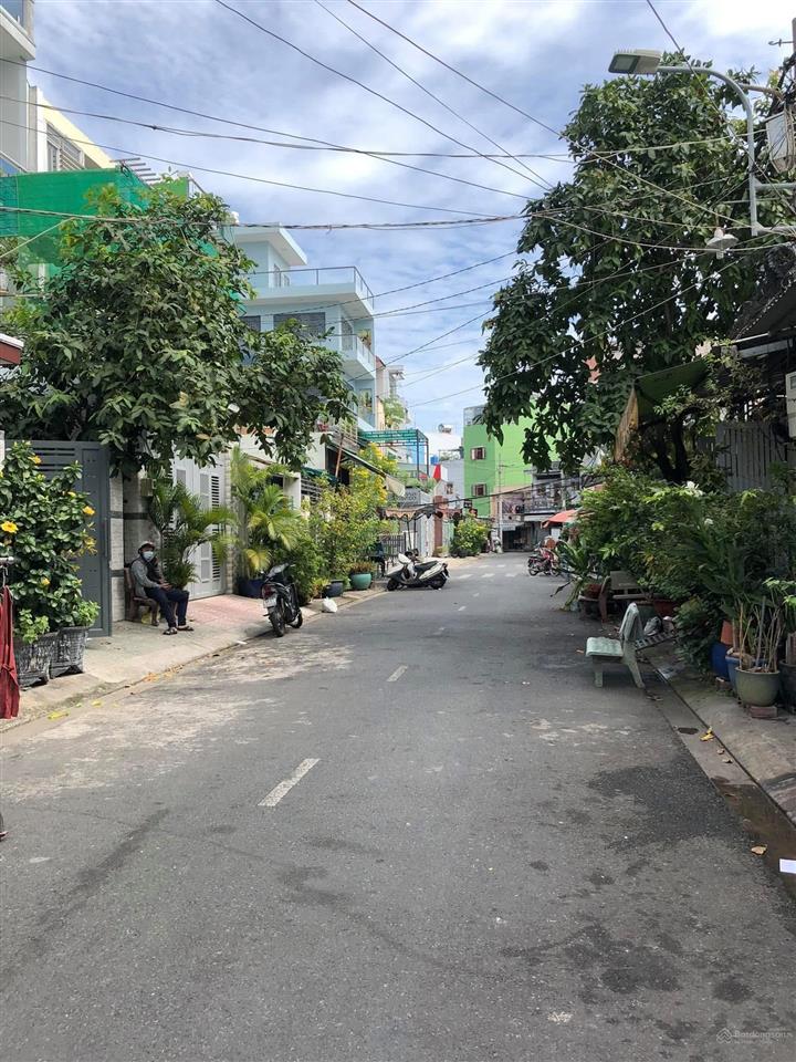Bán nhà mt đường vương văn huống. khu tên lửa 4x19m, 1 trệt 1 lầu giá 8.2tỷ thương lượng chính chủ