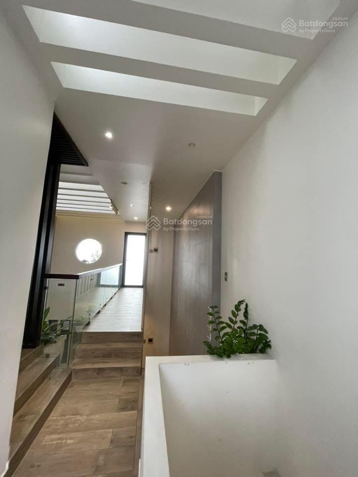 Bán nhà mt đường số 30, khu ao sen, 5x20m, 3,5tấm nhà đẹp, vị trí đẹp, giá 18.8tỷ thương lượng