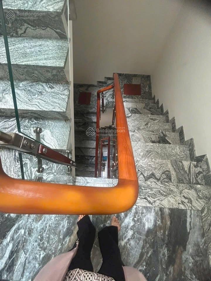 Bán nhà khu tên lửa đối diện aeon, mt đường số 17a, dt 5 x 20m, 3.5 tấm, giá 26 tỷ thương lượng