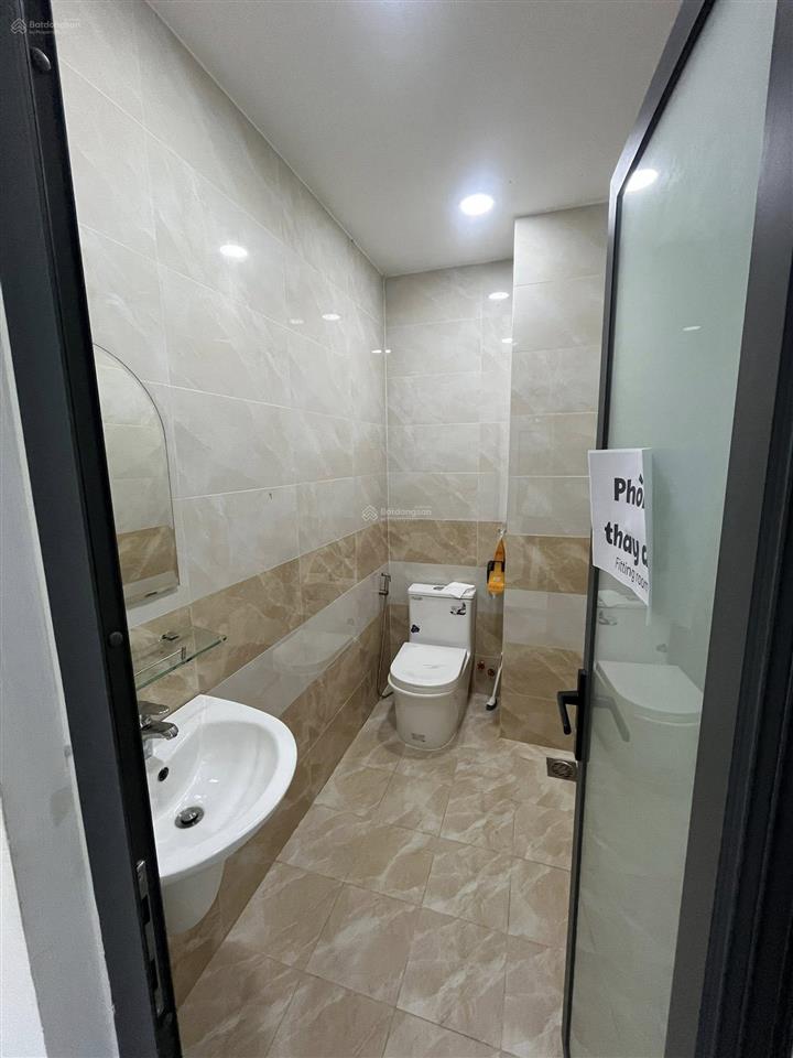 Tên lửa  cho thuê nhà mt 95tr/th  240m 12x20m  3 tấm  mt kinh doanh sầm uất