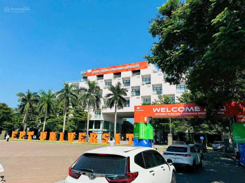 Bán lô view núi hồ điều hòa ngay tt hòa lạc, cách hn chỉ 30p di chuyển, có sổ giá chỉ 15 triệu/m2