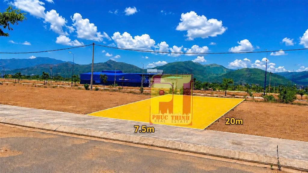Đất nền vsip bình định sổ sẵn thanh toán trước 680tr