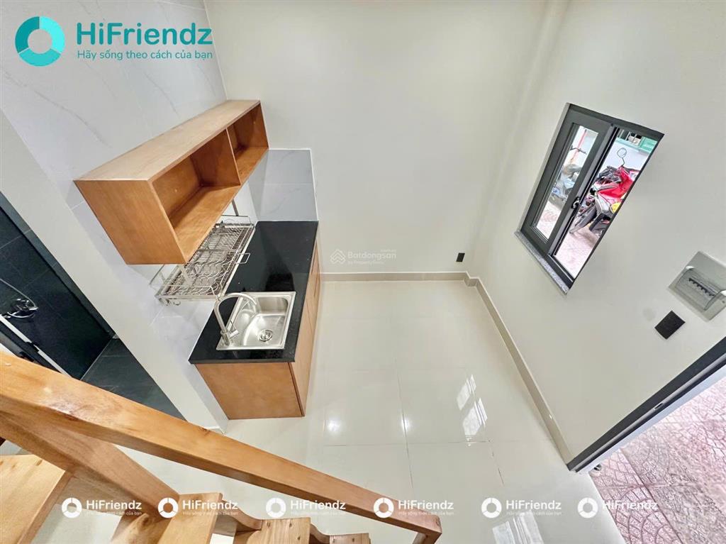 Phòng trọ 30m2 đầy đủ nội thất ngay lê văn việt, gần ngã tư thủ đức, spkt, hutech, fpt, gtvt